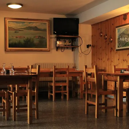 Alpino Cheggio Hotel